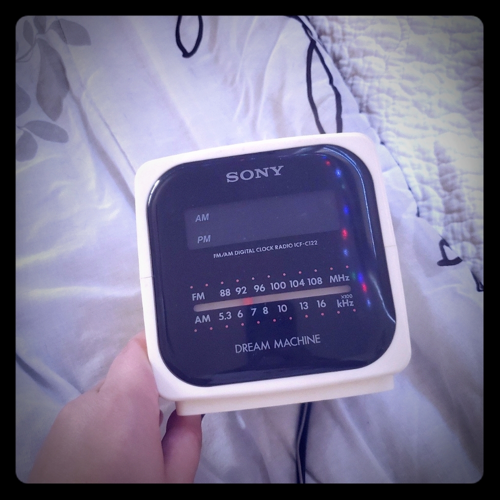 Vintage Sony Dream Machine alarm clock